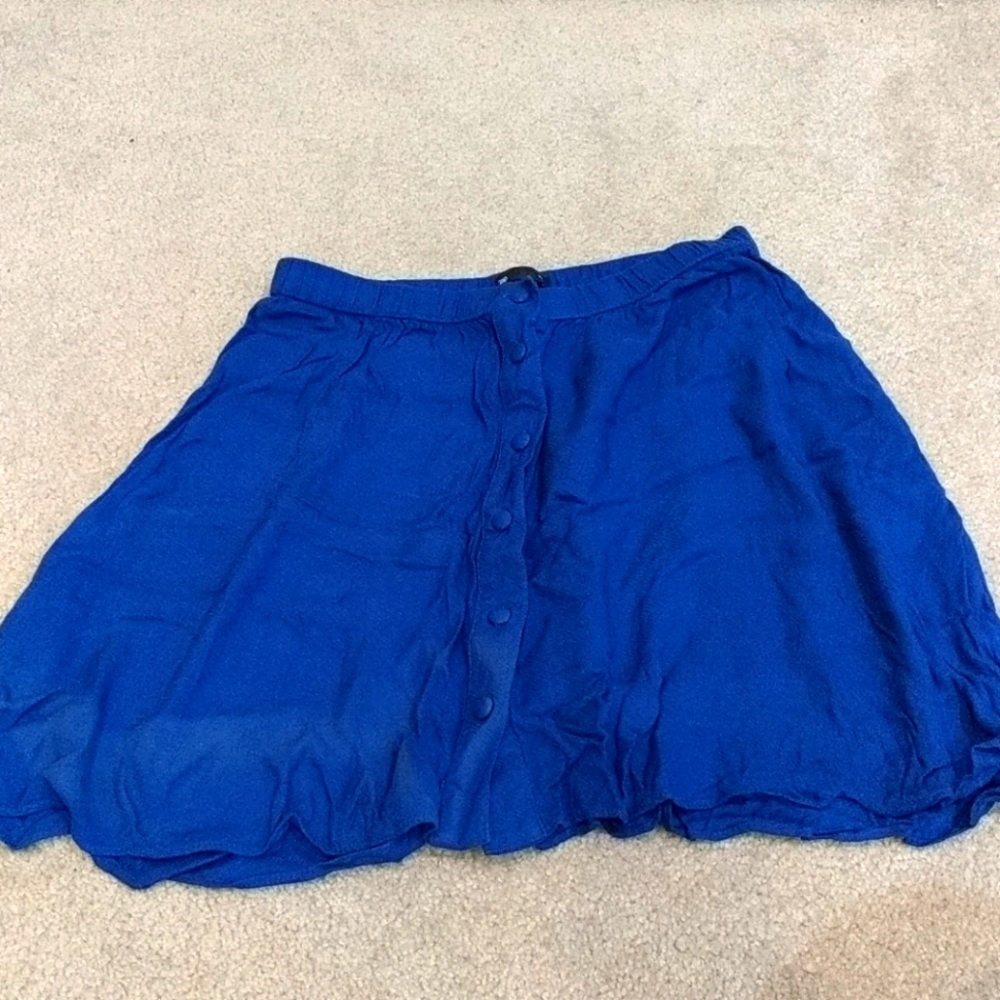 Gap skirt